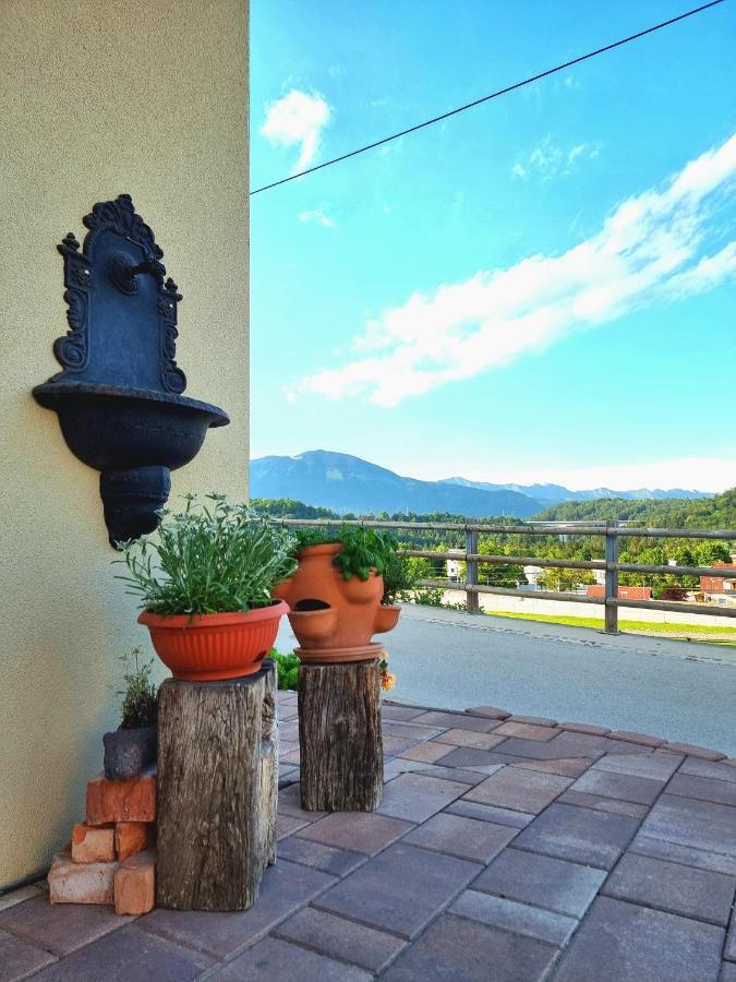 Gartnar Home -Hiska S Pridihom Domacnosti In Pogledom Na Hribe. Radovljica Luaran gambar